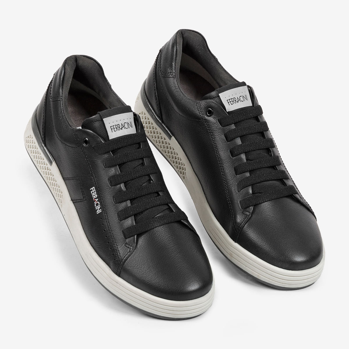 Tênis Masculino de Couro Preto Clint